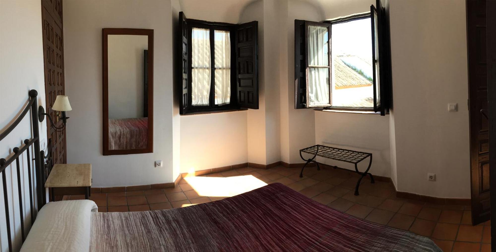 Apartamentos Plaza Córdoba Zimmer foto