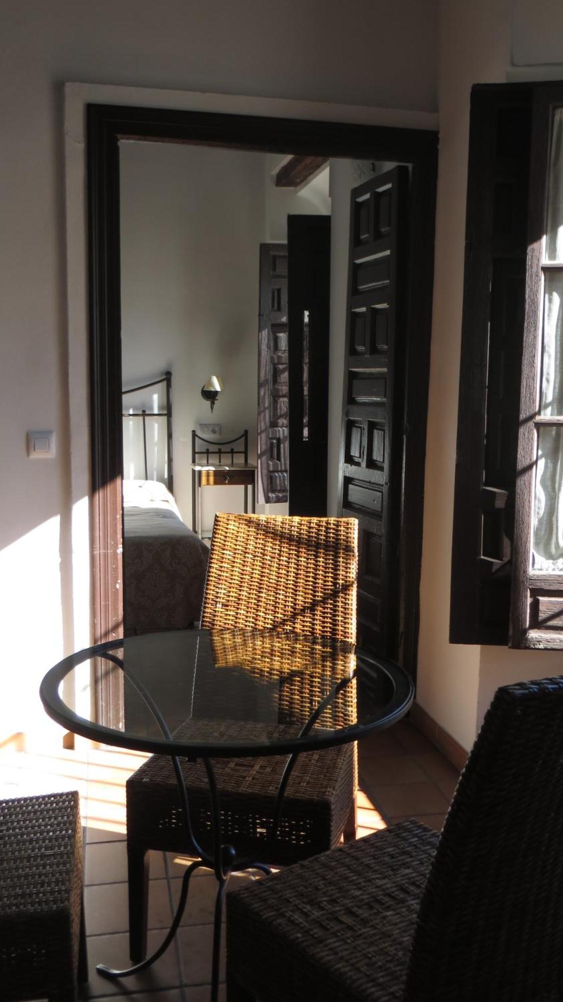 Apartamentos Plaza Córdoba Zimmer foto