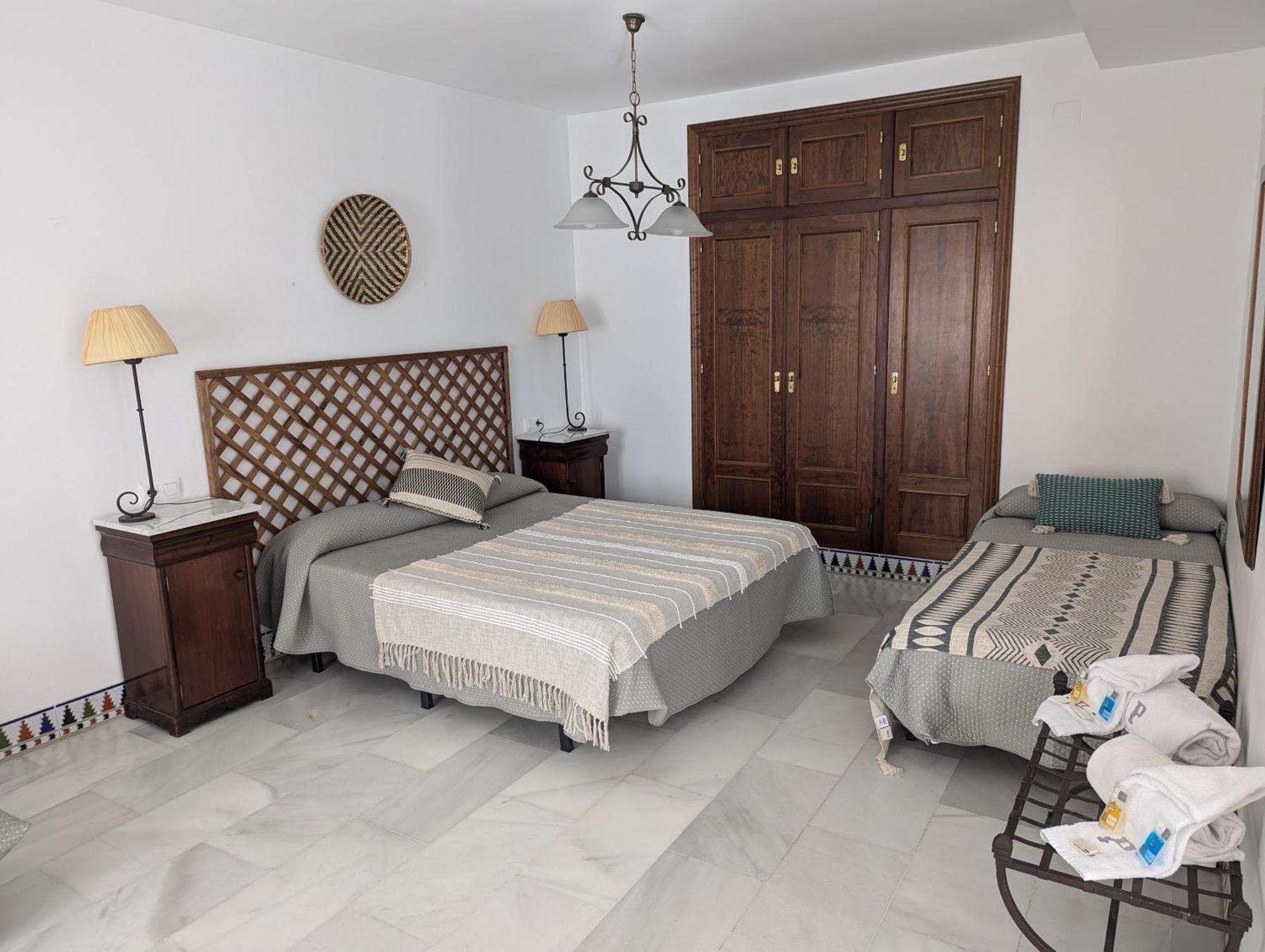 Apartamentos Plaza Córdoba Exterior foto