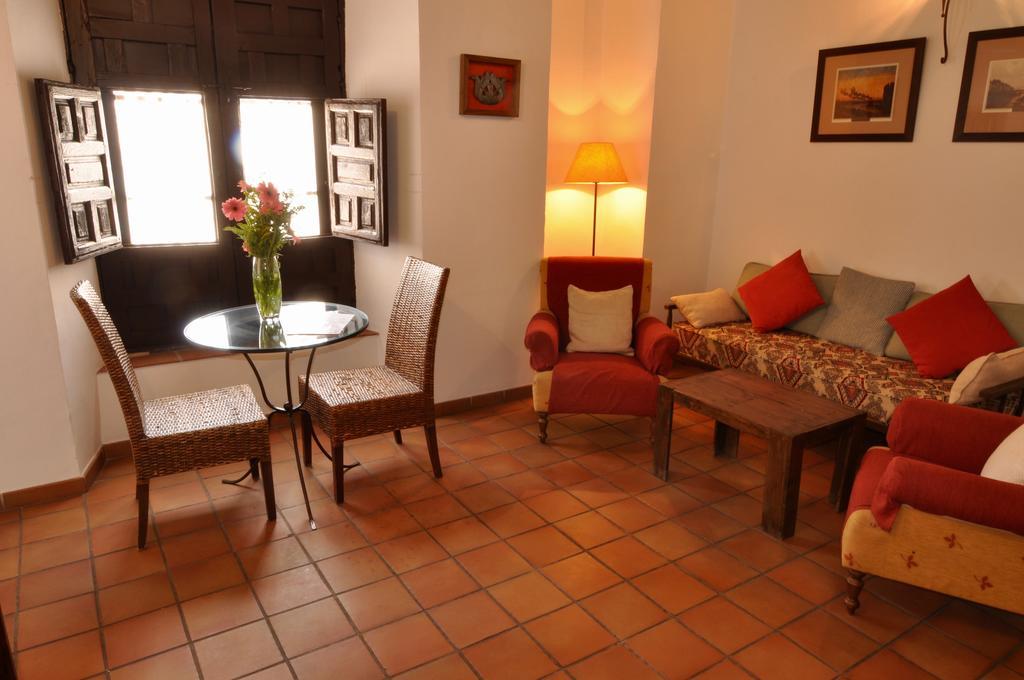 Apartamentos Plaza Córdoba Exterior foto